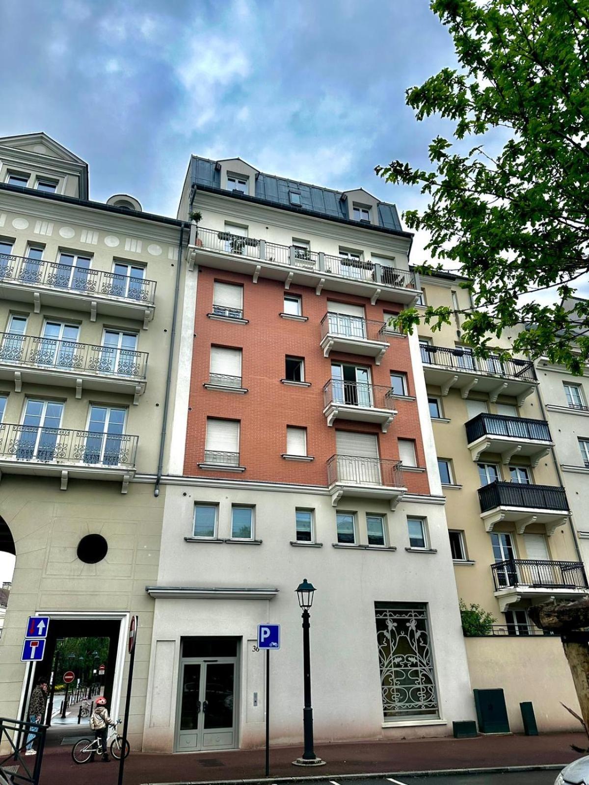 Apartamento Le Boudoir - 2 Pieces Et Parking Le Plessis-Robinson Exterior foto